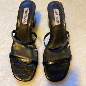 Steve Madden slides